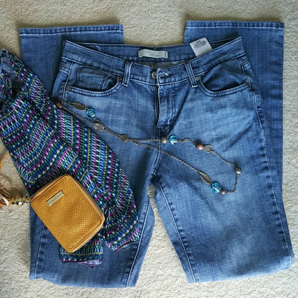 Levi's 515 BOOT CUT mid rise Jeans - Picture 2 of 6